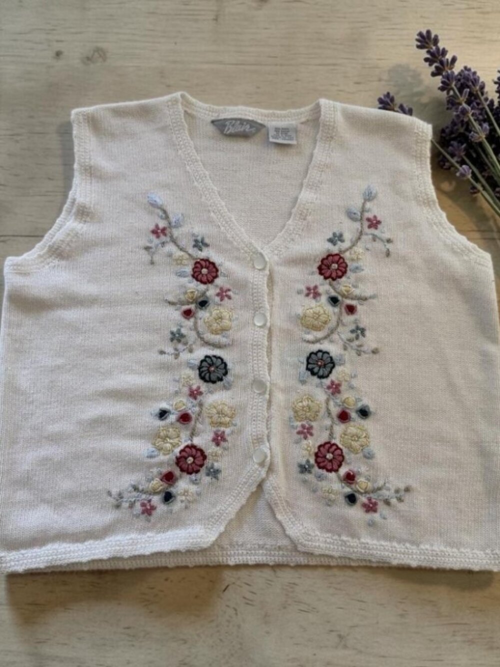 Vintage Blair Knit Sweater Vest M White Floral Embroidered Button‎ Front Cottage